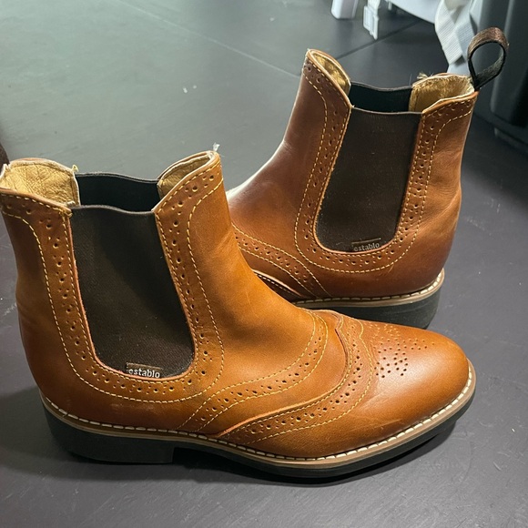 Bootie - Picture 3 of 4